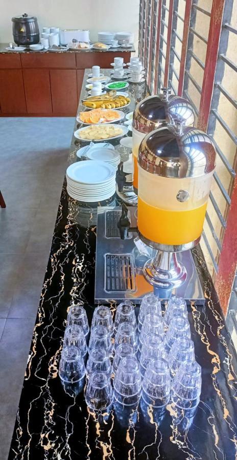 Hotel Crystal Rose - Sylhet Esterno foto